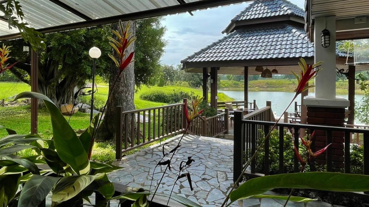 Korat Resort Hotel Nakhon Ratchasima Ngoại thất bức ảnh